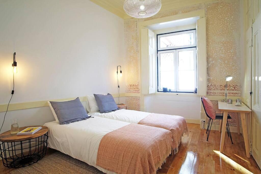 Bh2 Charm In Bohemian Bairro Alto * 4bdr * Old Style Lejlighed Lisboa